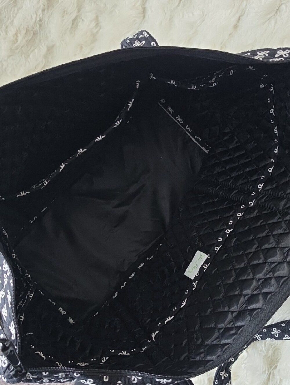 Large Black Quilted Vera Bradley Tote Bag - Picture 6 of 9